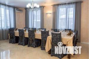 Дом 350м², 2-этажный, посуточно,