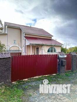 Дом 239м², 3-этажный, участок 19 сот.