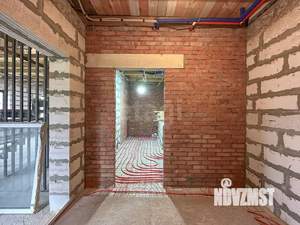 Дом 211м², 2-этажный, участок 32 сот.