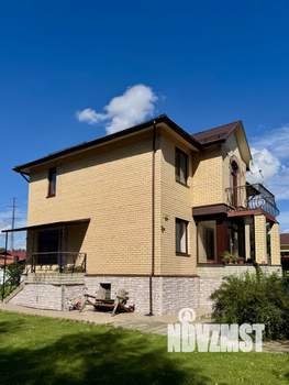 Дом 252м², 3-этажный, участок 10 сот.