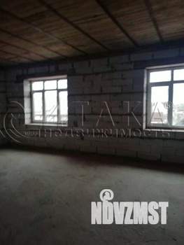 Дом 426м², 3-этажный, участок 9 сот.