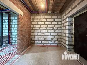 Дом 211м², 2-этажный, участок 32 сот.