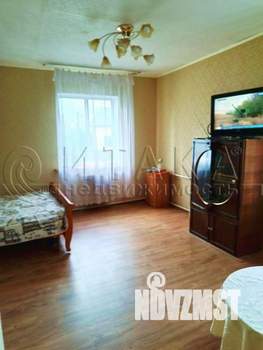 Дом 239м², 3-этажный, участок 19 сот.