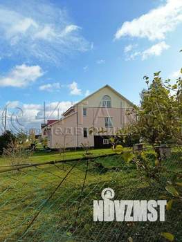 Дом 239м², 3-этажный, участок 19 сот.