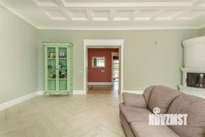 Дом 387м², 2-этажный, участок 18 сот.