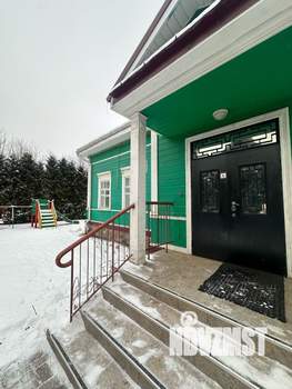 Коттедж 345м², 2-этажный, участок 10 сот.  