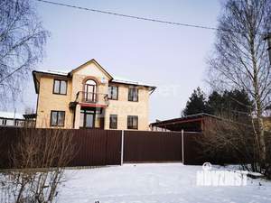 Дом 252м², 3-этажный, участок 10 сот.  