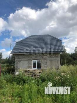 Дом 58м², 2-этажный, участок 10 сот.  