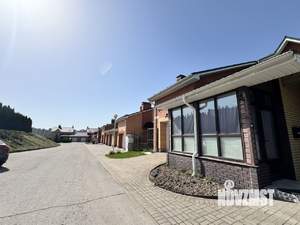 Таунхаус 262м², 3-этажный, участок 4 сот.  