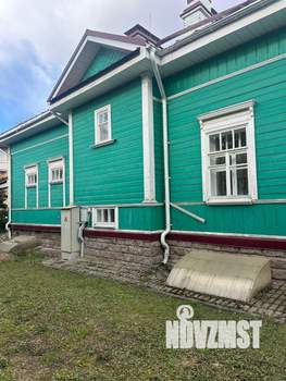 Коттедж 345м², 2-этажный, участок 10 сот.  