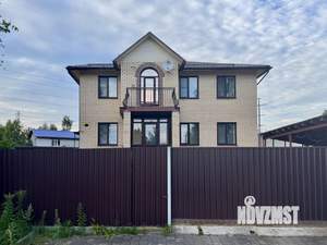 Дом 252м², 3-этажный, участок 10 сот.  