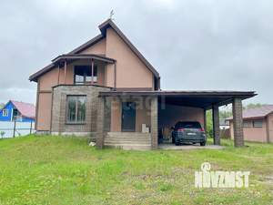 Дом 211м², 2-этажный, участок 32 сот.  