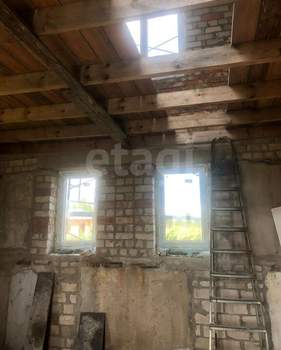 Дом 58м², 2-этажный, участок 10 сот.  