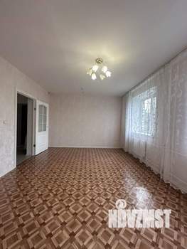 Дом 183м², 3-этажный, участок 6 сот.  