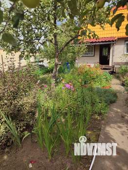 Дом 60м&sup2;, 2-этажный, участок 7 сот.  