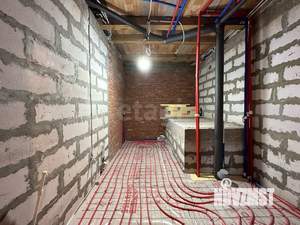 Дом 211м², 2-этажный, участок 32 сот.  