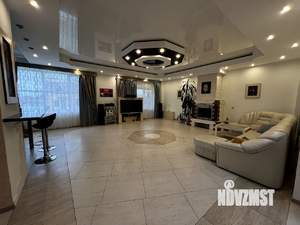 Таунхаус 262м², 3-этажный, участок 4 сот.  