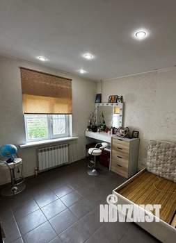 Коттедж 140м², 2-этажный, участок 10 сот.  