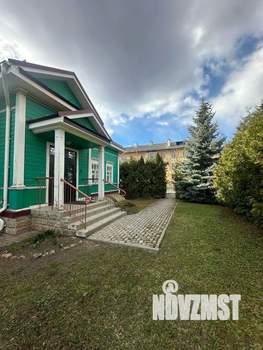 Коттедж 345м², 2-этажный, участок 10 сот.  