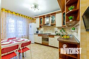 3-к квартира, посуточно, 71м2, 4/10 этаж