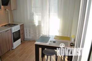 1-к квартира, посуточно, 35м2, 3/5 этаж