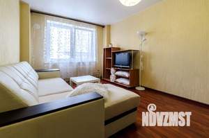 1-к квартира, посуточно, 40м2, 5/5 этаж