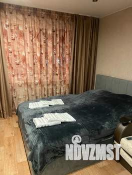 1-к квартира, посуточно, 38м2, 7/10 этаж