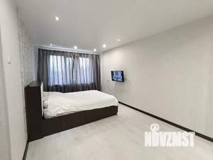 1-к квартира, посуточно, 37м2, 4/5 этаж