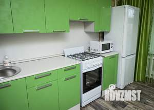 1-к квартира, посуточно, 36м2, 1/10 этаж