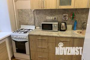 1-к квартира, посуточно, 38м2, 4/5 этаж