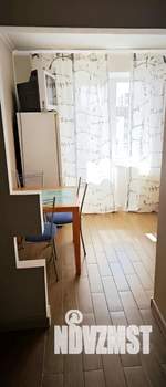 1-к квартира, посуточно, 38м2, 9/9 этаж