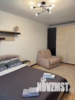 1-к квартира, посуточно, 32м2, 5/5 этаж