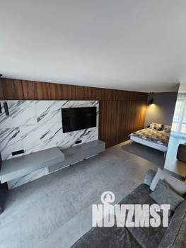 Студия квартира, посуточно, 42м2, 6/6 этаж