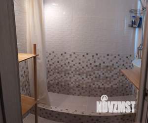 1-к квартира, посуточно, 35м2, 3/5 этаж