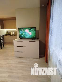 Студия квартира, посуточно, 42м2, 4/5 этаж