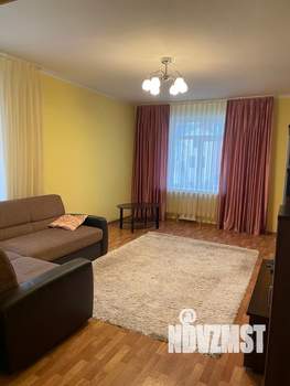 3-к квартира, на длительный срок, 90м2, 1/3 этаж