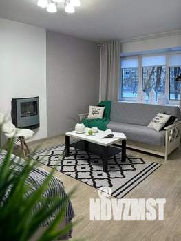 1-к квартира, посуточно, 35м2, 2/5 этаж