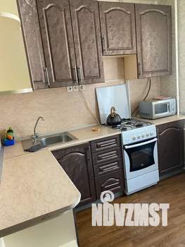 1-к квартира, посуточно, 36м2, 7/10 этаж