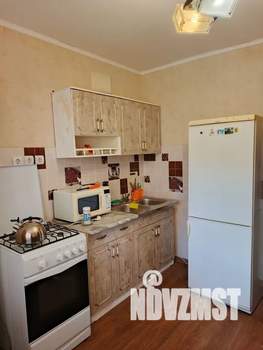 1-к квартира, посуточно, 38м2, 1/9 этаж