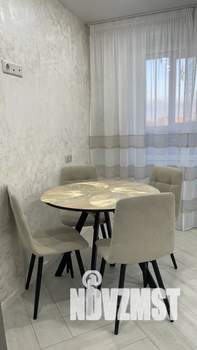 1-к квартира, посуточно, 38м2, 5/10 этаж
