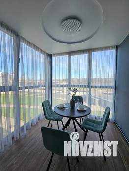 Студия квартира, посуточно, 42м2, 2/6 этаж