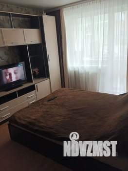 1-к квартира, посуточно, 35м2, 1/9 этаж