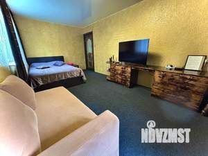 2-к квартира, посуточно, 50м2, 1/1 этаж