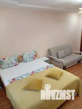 1-к квартира, посуточно, 45м2, 4/4 этаж