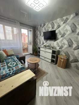 1-к квартира, посуточно, 40м2, 9/9 этаж