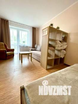 1-к квартира, посуточно, 40м2, 5/5 этаж