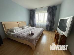 1-к квартира, посуточно, 39м2, 5/10 этаж