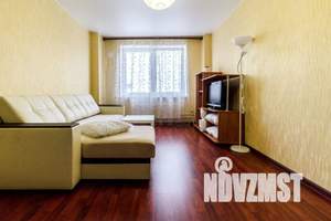 1-к квартира, посуточно, 40м2, 5/5 этаж