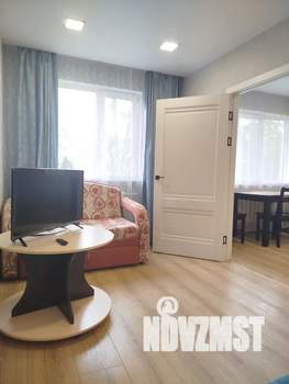 2-к квартира, посуточно, 46м2, 1/5 этаж