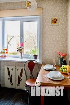 1-к квартира, посуточно, 35м2, 2/4 этаж